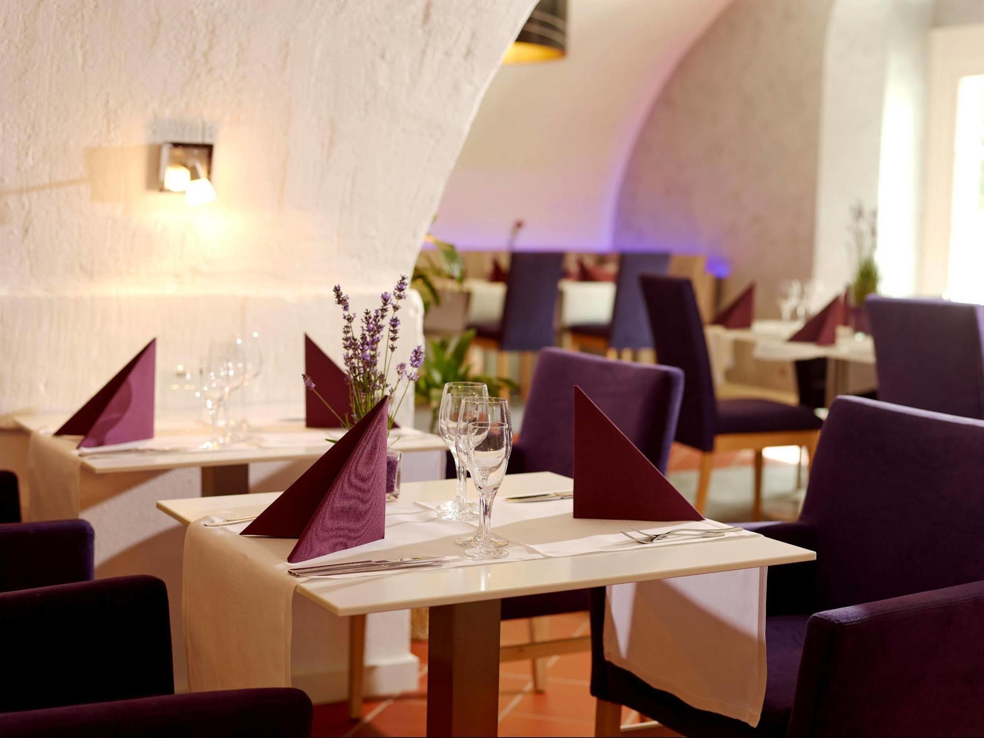 美味餐厅酒店 诺伊马根-德赫龙 外观 照片